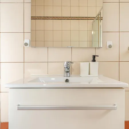 Apartamento 2 Bedroom Flat In Centre *